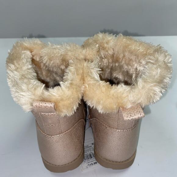 CAT AND JACK GIRLS BOOT SIZE 4 NWT - Picture 3 of 5